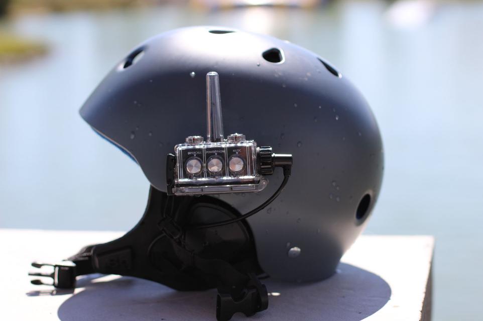 casque élève équipé de son bb talkin waterproof